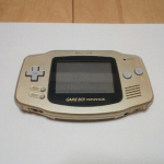 レトロゲーム　例えばゲームボーイアドバンス　ゴールド