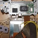 ゲームボーイアドバンスの液晶を明るくする方法。フロントライト化に挑戦する。アドバンス改造（前編）